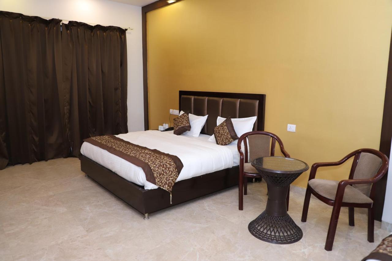 Nirvana Rooms Gurgaon Exterior foto